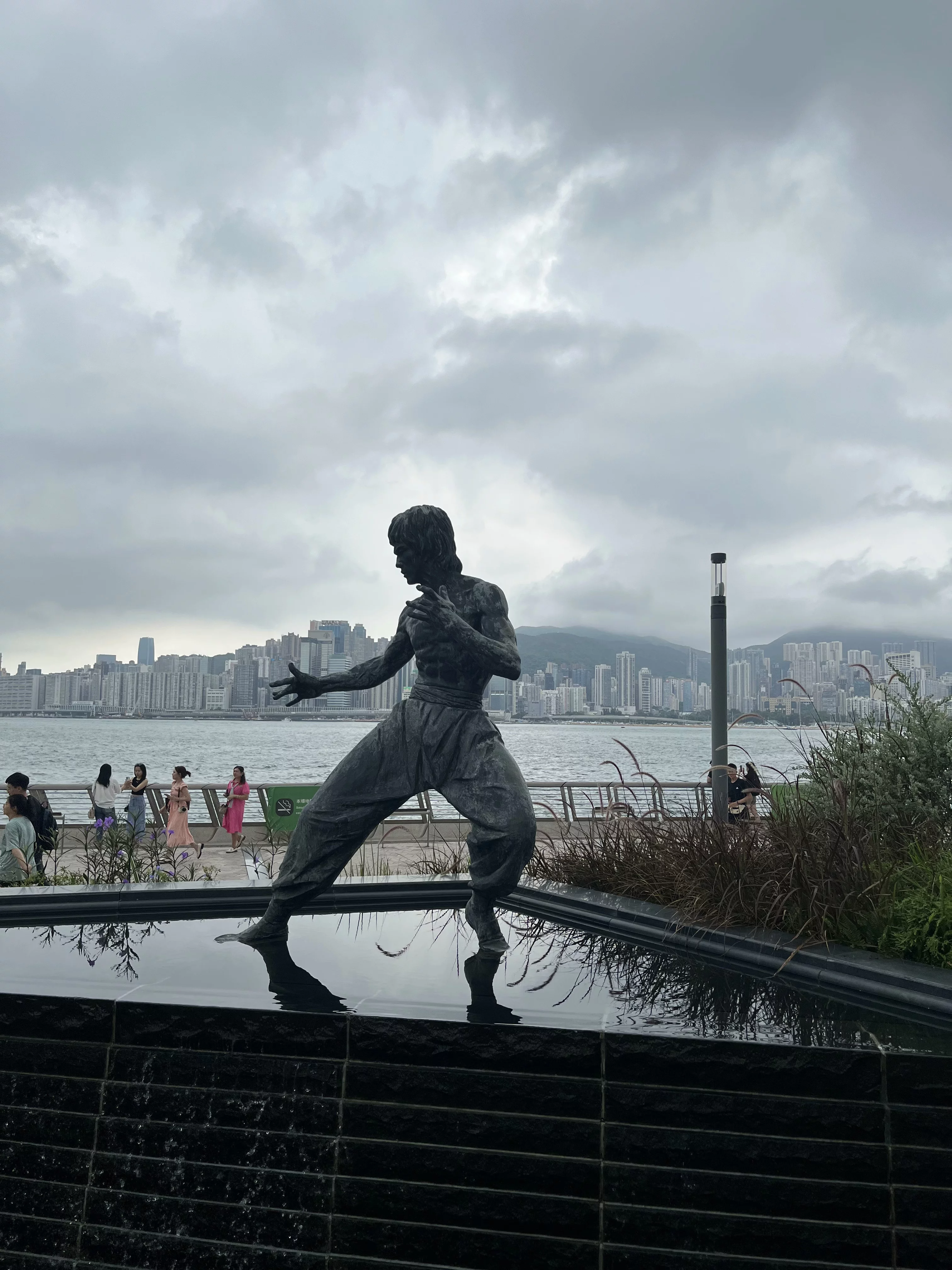 Bruce Lee Statue
